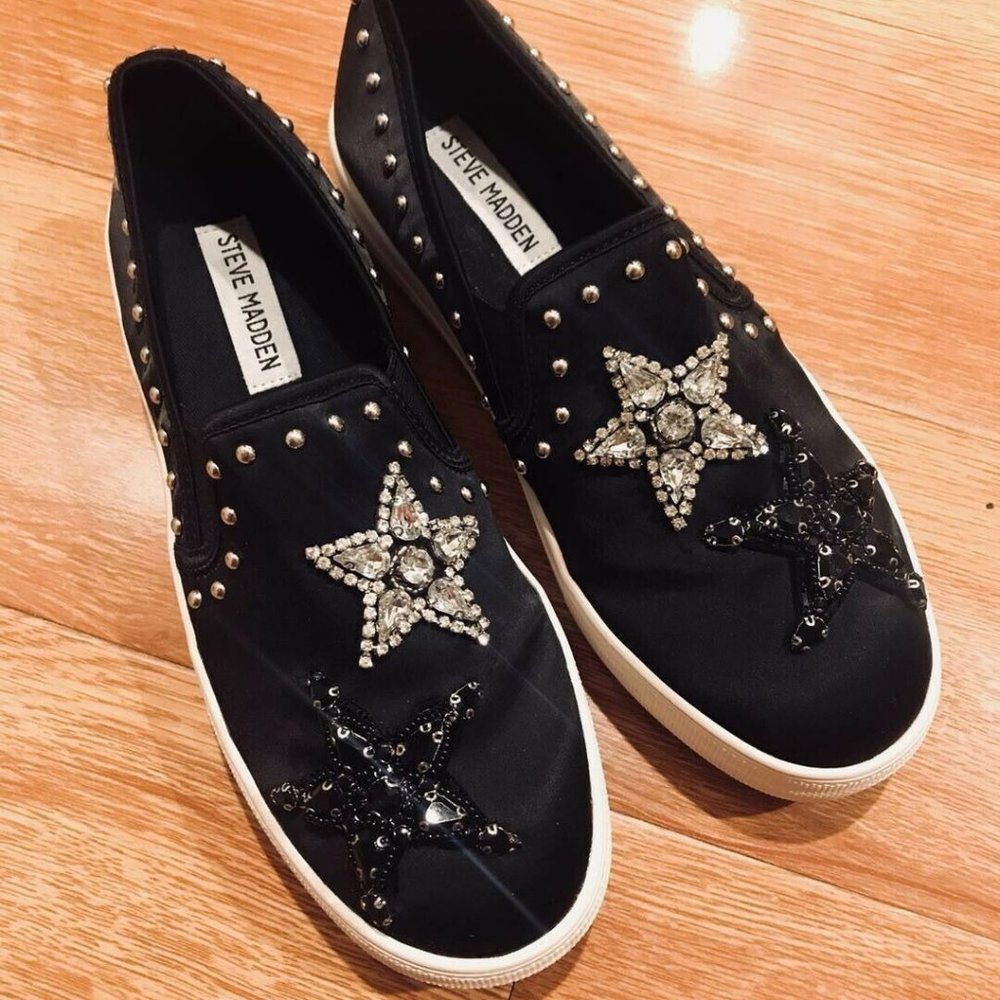 Preowned Steve Madden Pluto Embellished Slip On
